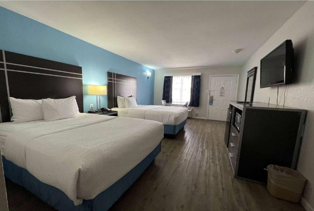 Days Inn By Wyndham Orange Dış mekan fotoğraf